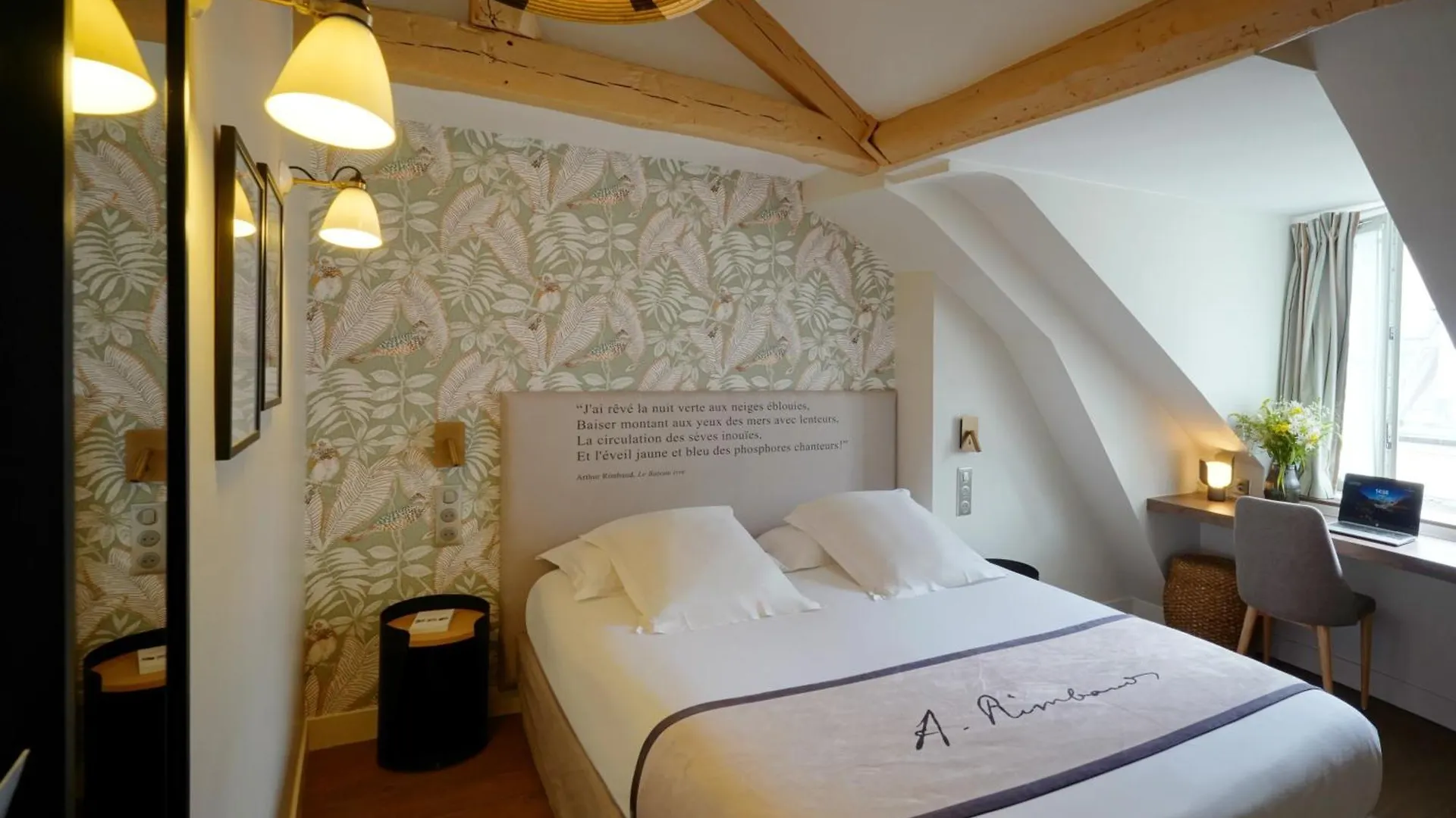 Best Western Hôtel Littéraire Arthur Rimbaud Paris França