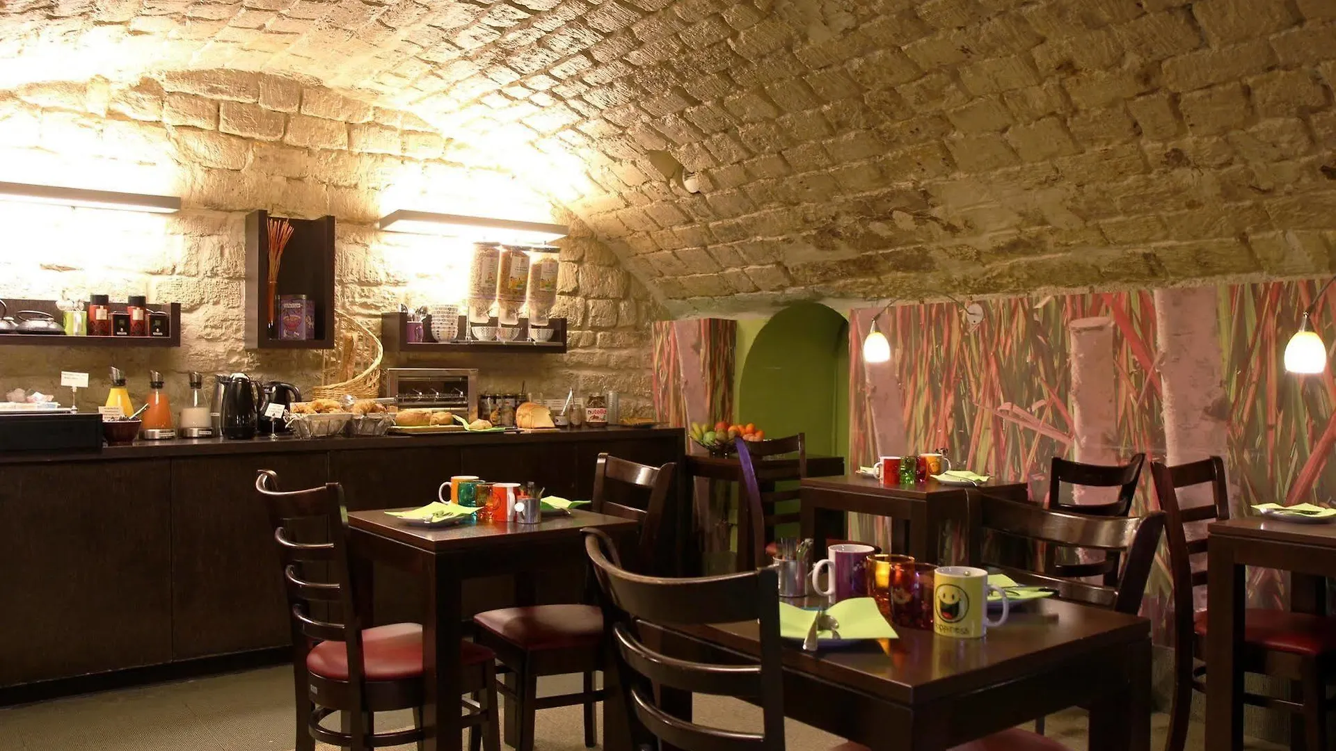 Best Western Hôtel Littéraire Arthur Rimbaud Paris Hotel